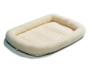 PET BED QUIET TIME SM SHEEPSKIN