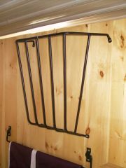 SR1475 WALL HAY RACK PAINTED